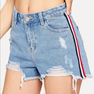 Frayed Hem Ripped Striped Denim Shorts